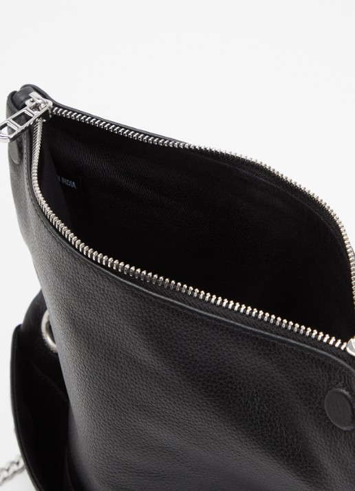 Zadig&Voltaire Rock II Grained clutch van leer met verstelbare schouderriem - detail 3 zwart