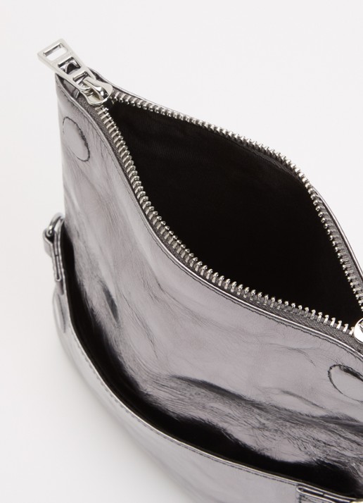 Zadig&Voltaire Rock Nano clutch van leer met metallic finish en afneembare schouderriem - detail 2 zilver