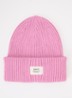 Basalth ribgebreide muts met logo - Roze