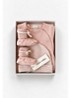 Babyschoentje met babypak en muts in giftset - Lichtroze