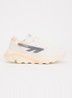 HTS Shadow RGS sneaker van suède met details van mesh - Abrikoos