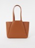 Midi Pyramid schoudertas van leer met 13.5 inch laptopvak - Cognac