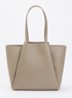 Pyramid schoudertas van leer met 15 inch laptopvak - Taupe