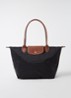 Le Pliage schoudertas M met leren details - Zwart