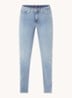 Sheri mid waist slim fit jeans met stretch - Lichtblauw