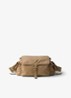 Explore Re-Nylon Medium schoudertas met leren details - Beige