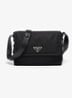 Small Re-Nylon gewatteerde schoudertas met leren details - Zwart