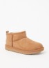 Classic Ultra Mini enkellaarsje van suède - Camel